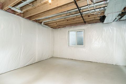 A home in TroyCity_Oakland