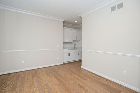 A home in TroyCity_Oakland