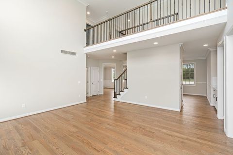 A home in TroyCity_Oakland