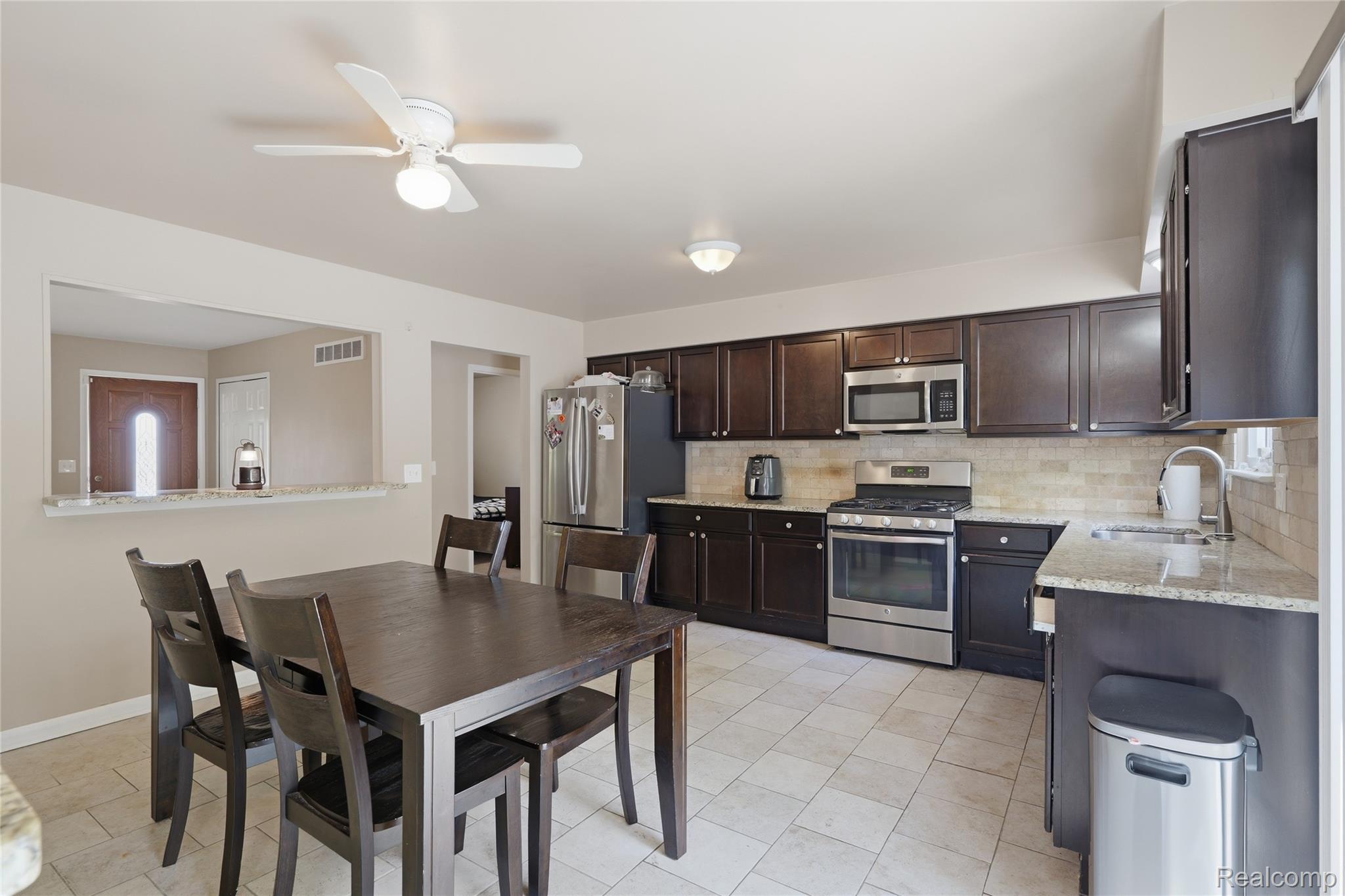 33499 Unicorn Court