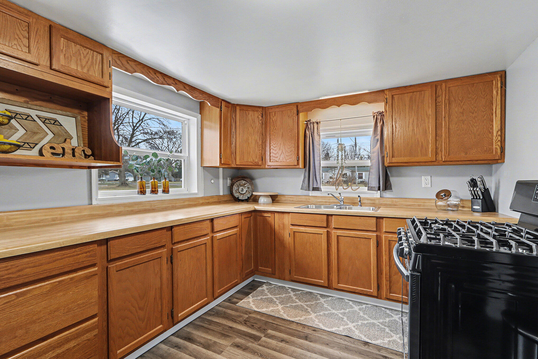 2919 Mckinley Street