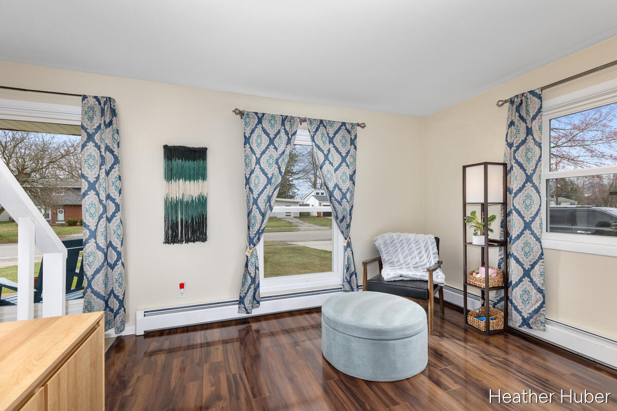 8314 Peachtree Avenue NE