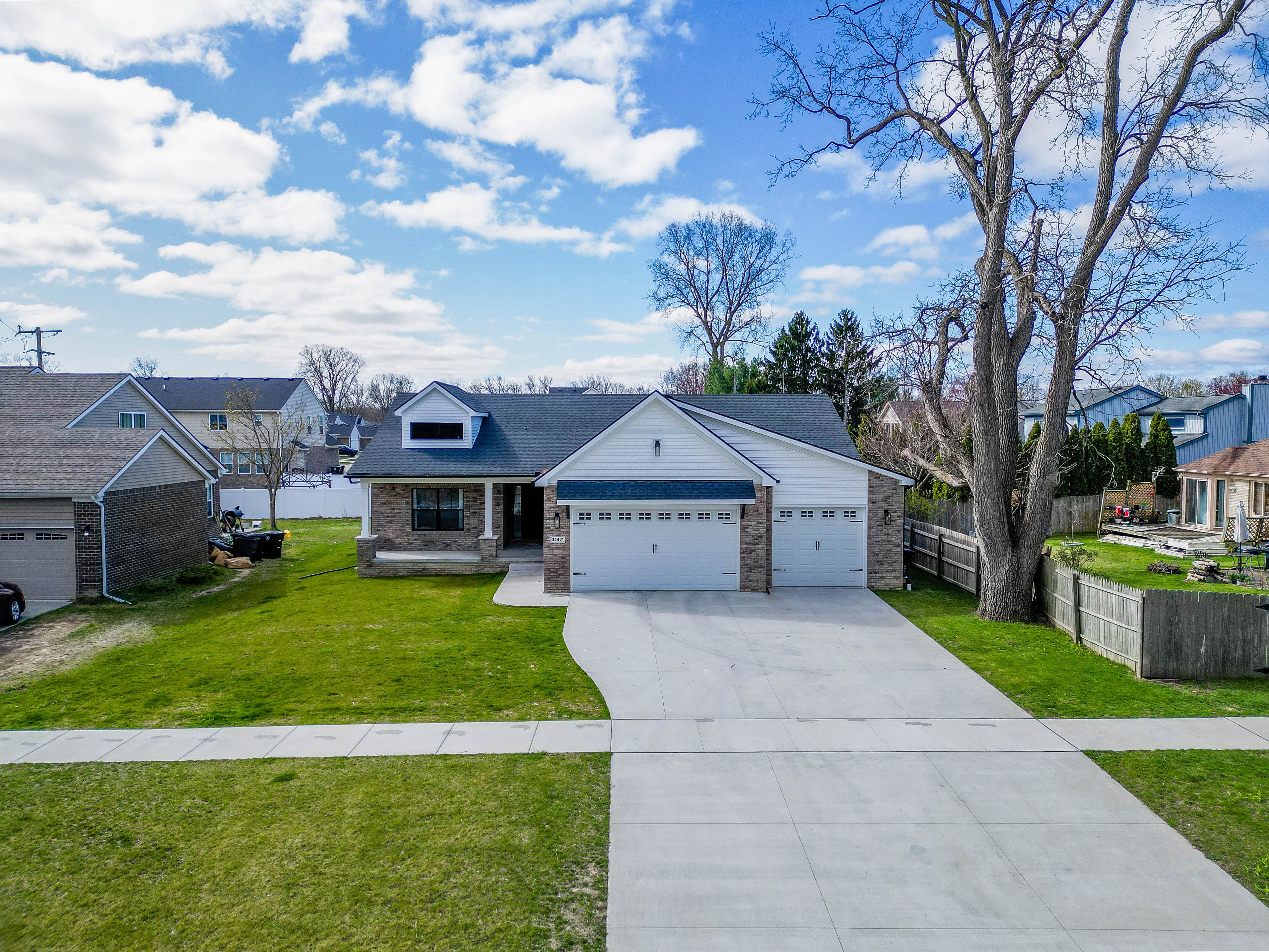 34421 ANN ARBOR Trail