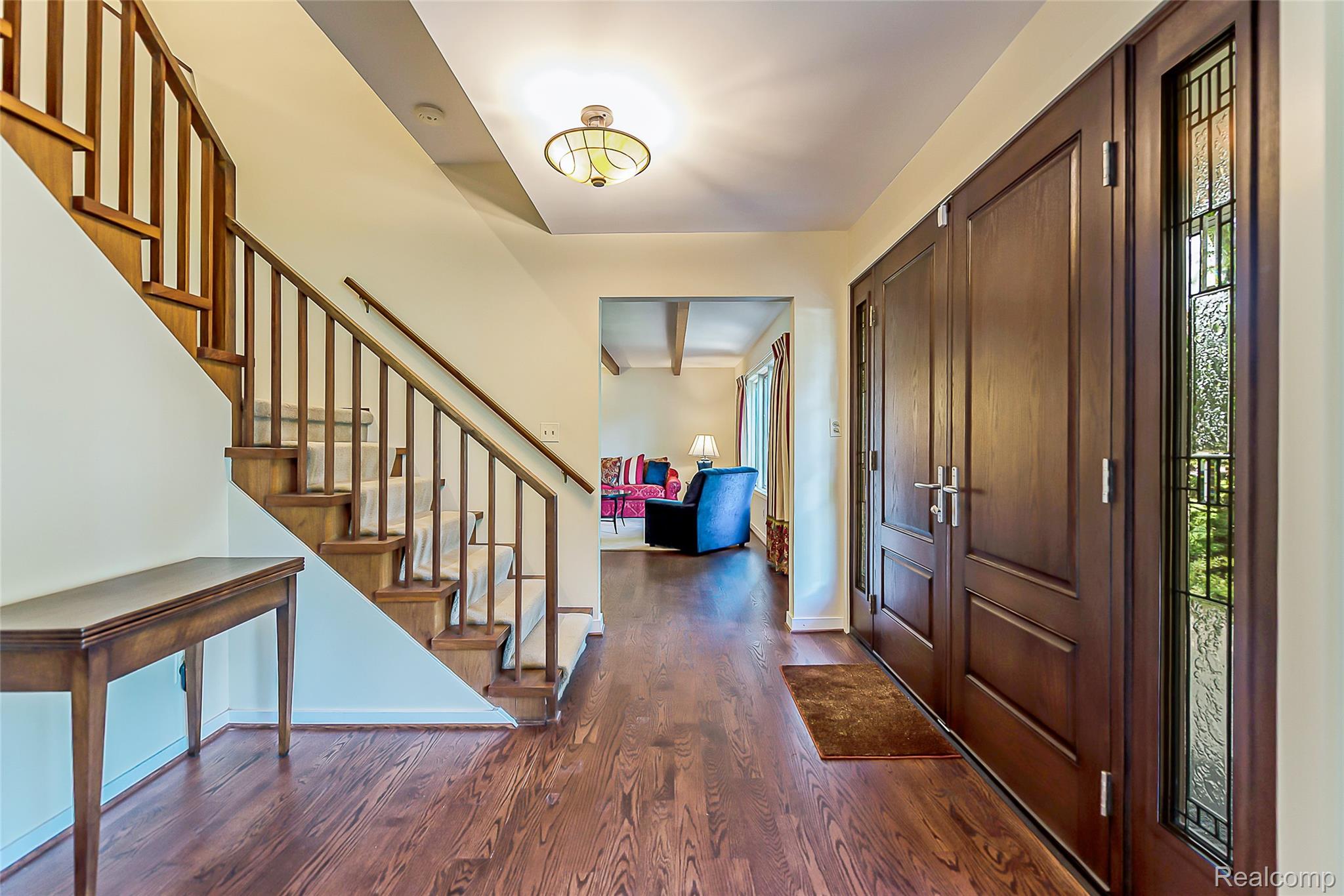 581 Woodway Court
