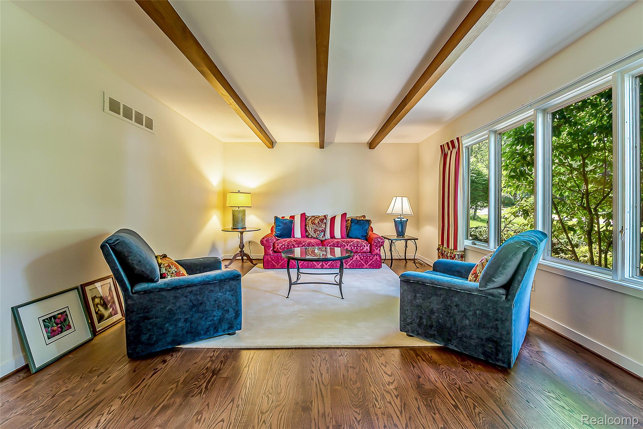 581 Woodway Court
