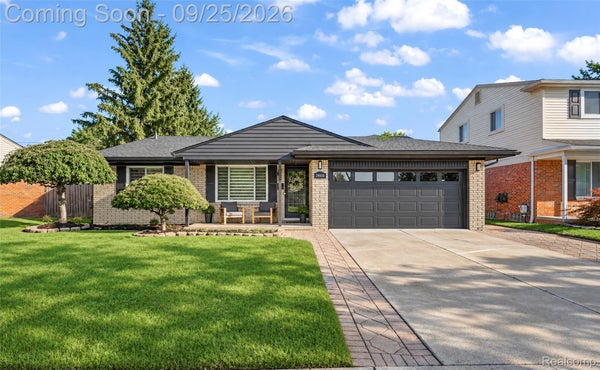 29510 LYNDON ST, LIVONIA, MI 48154 - Image a1cd2b87c853a3d55f2ca17e16ed66d0/1398221729