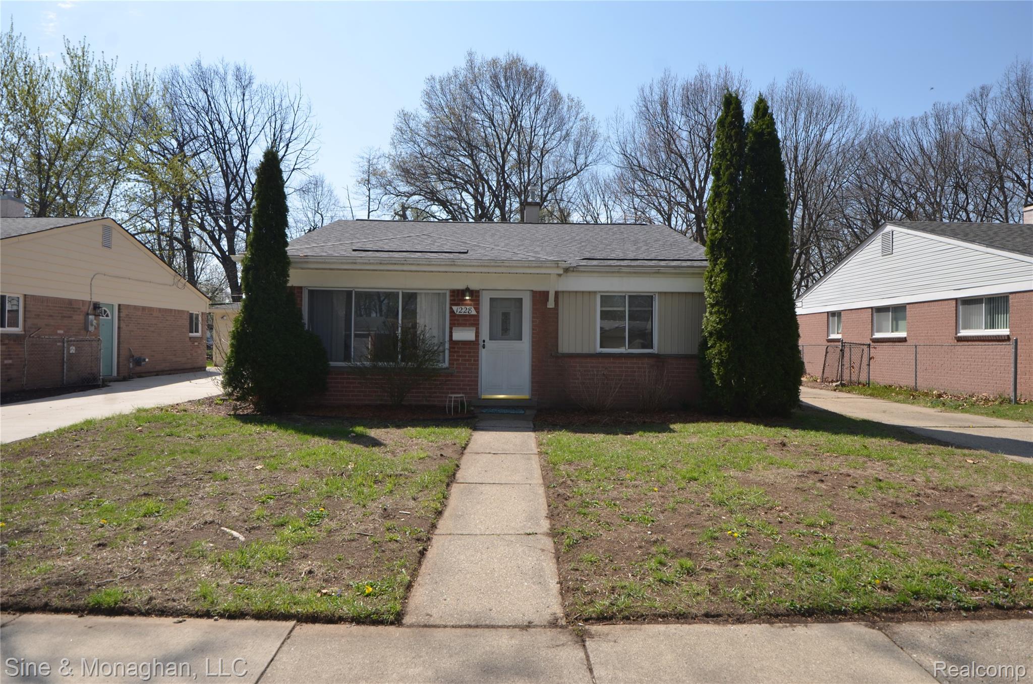 1228 Connie Avenue