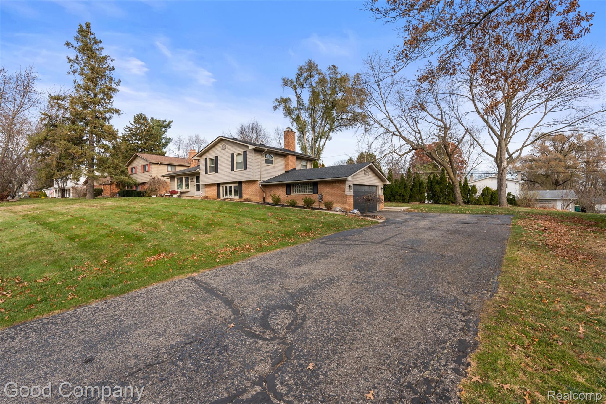 29988 Ravenscroft Street