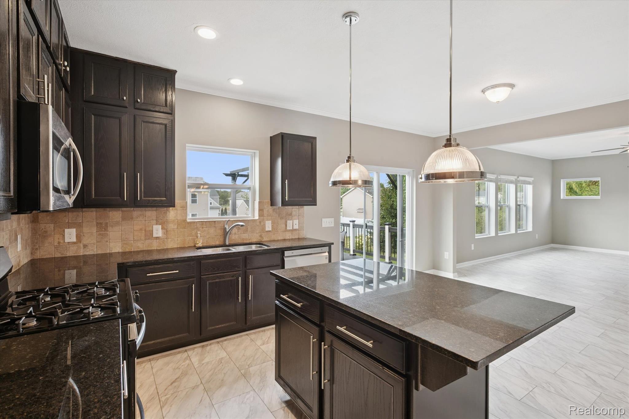 5909 Hemlock Drive