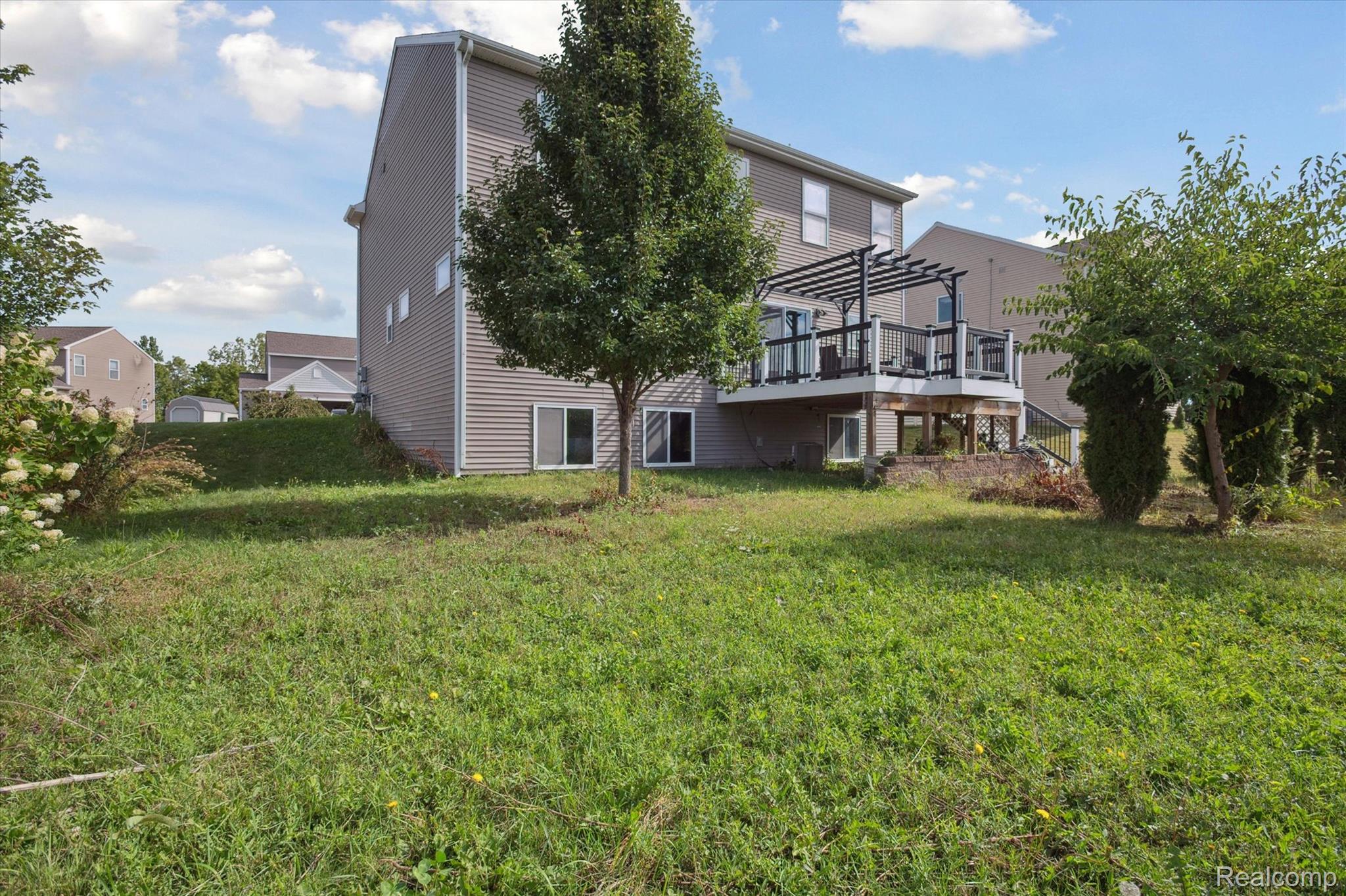 5909 Hemlock Drive