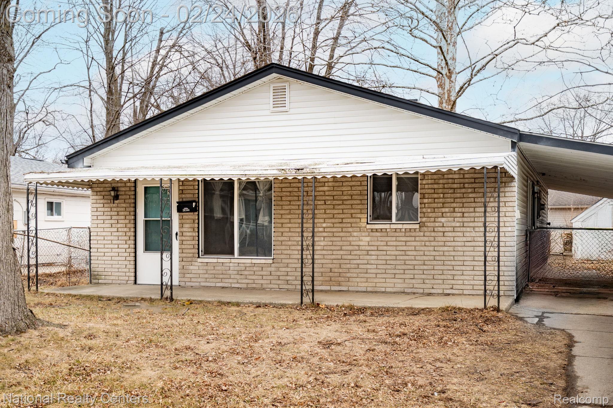 26344 Groveland Street