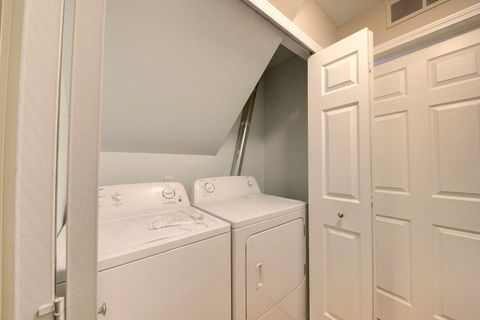 Tiny photo for 2660 Woodward Avenue, Detroit City, MI 48201 (MLS # 81026008819)