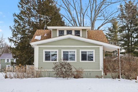 484 N Wattles Road Emmett Charter Township MI 49014