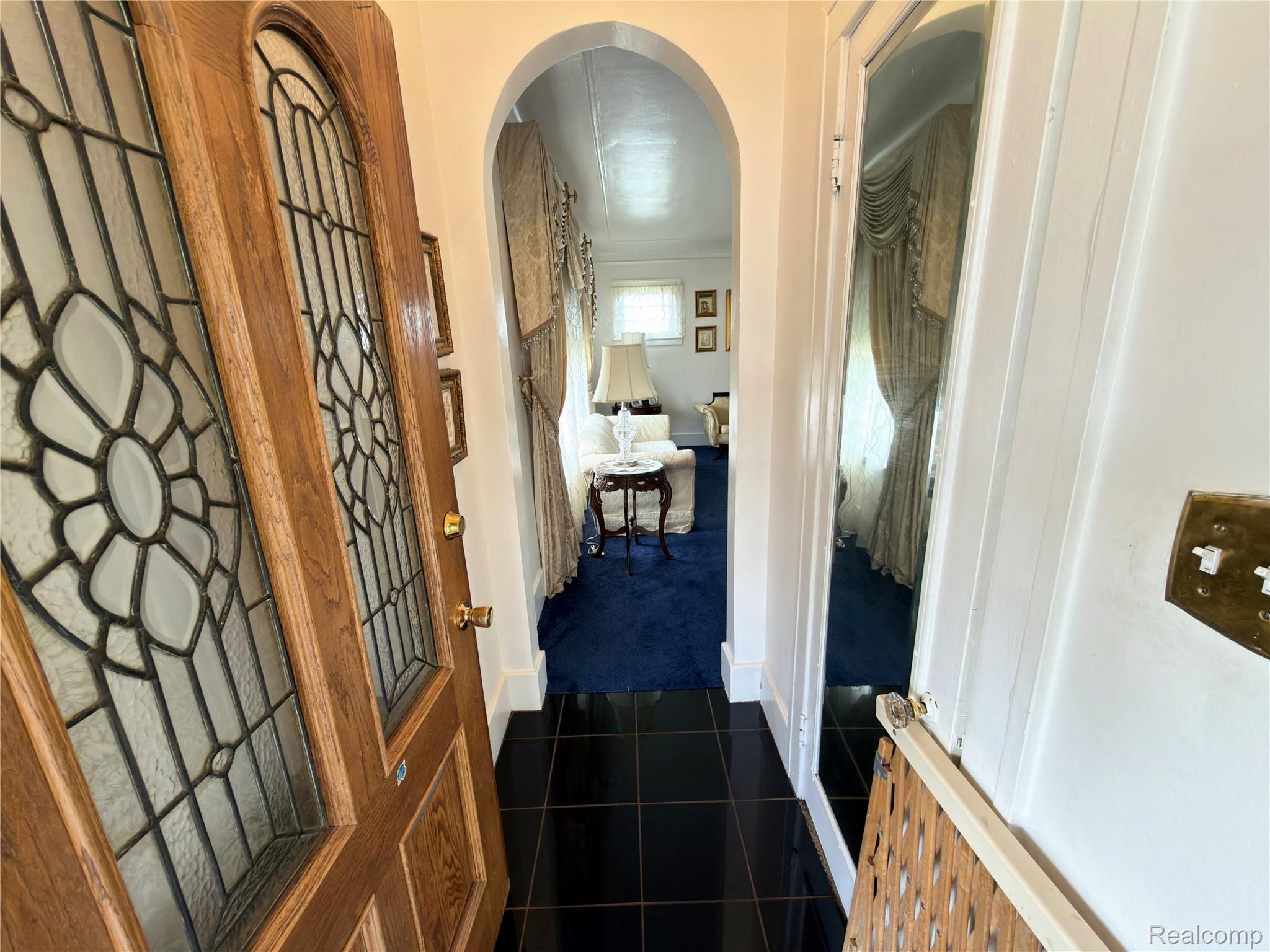 52 Maple Street