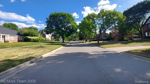 Tiny photo for 161 Ottawa Drive, Pontiac City, MI 48341 (MLS # 20261060103)