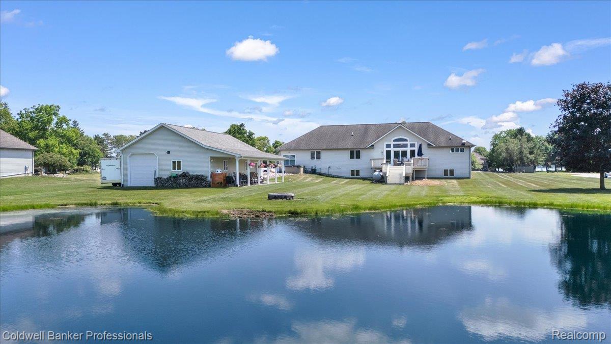 5554 Sandy Lane