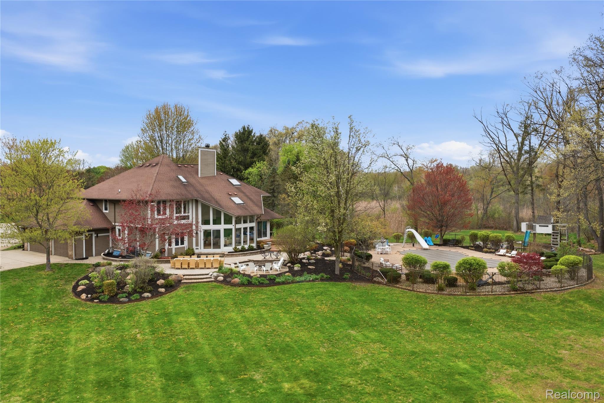 7527 Koby Court