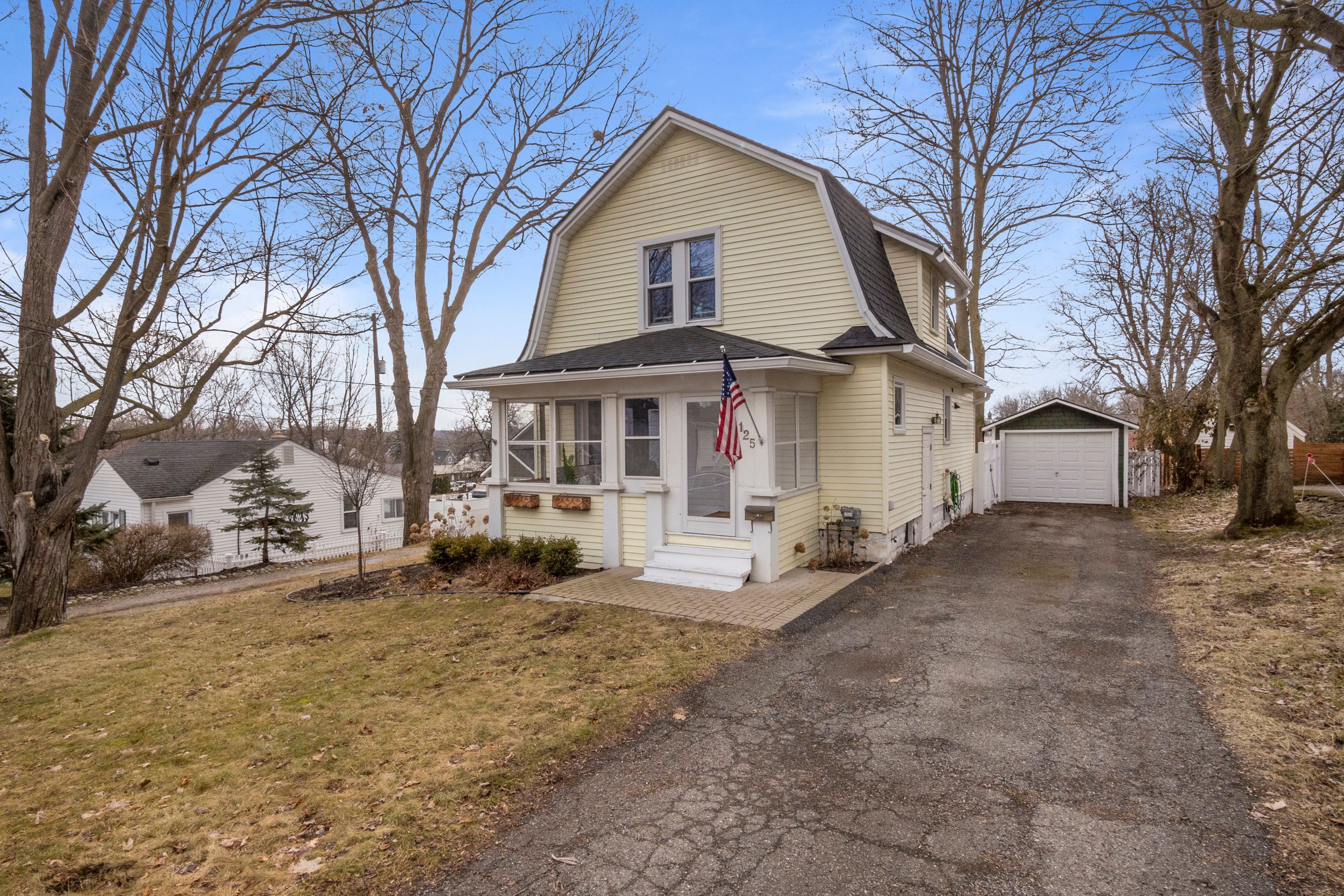 125 WALNUT Street