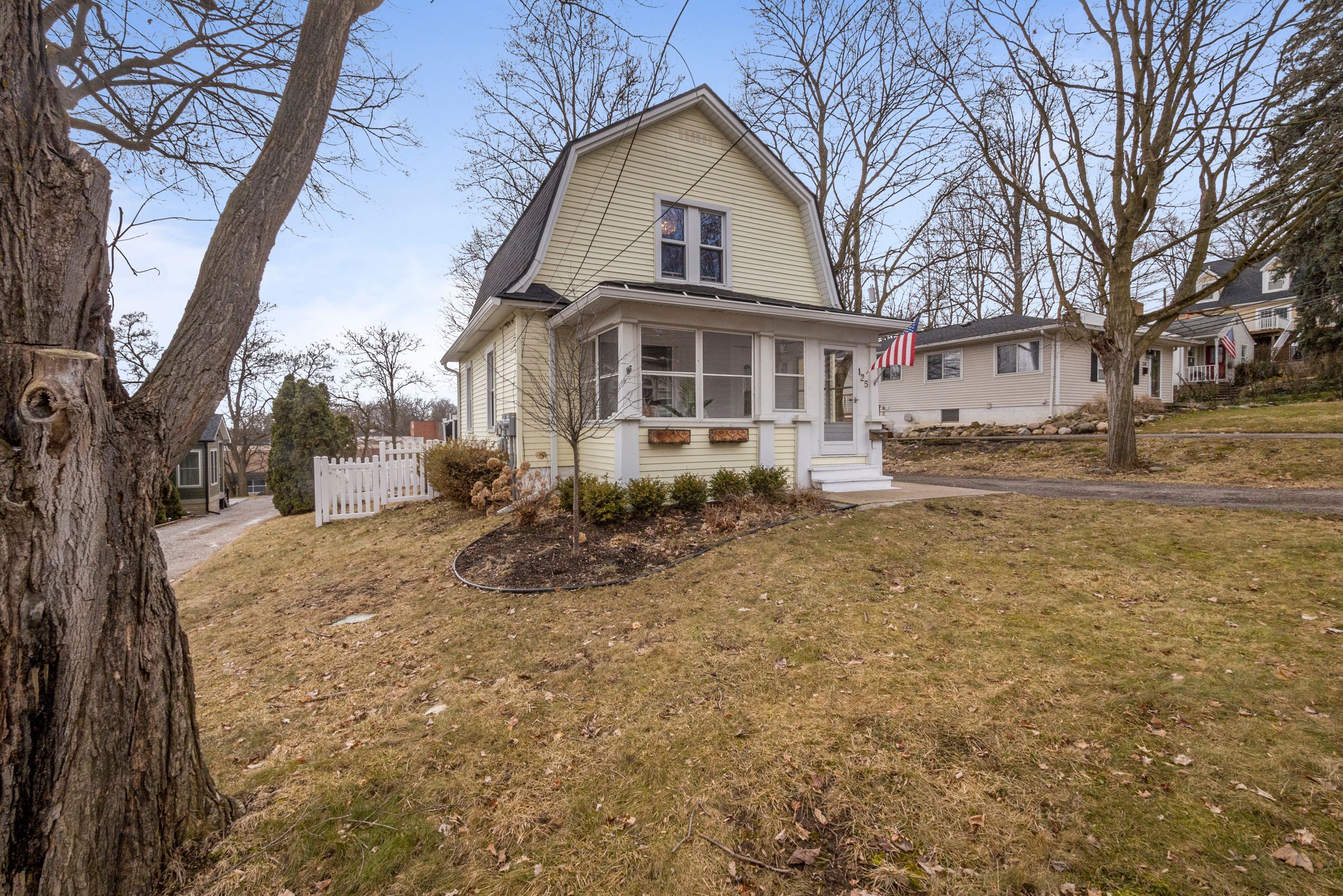 125 WALNUT Street