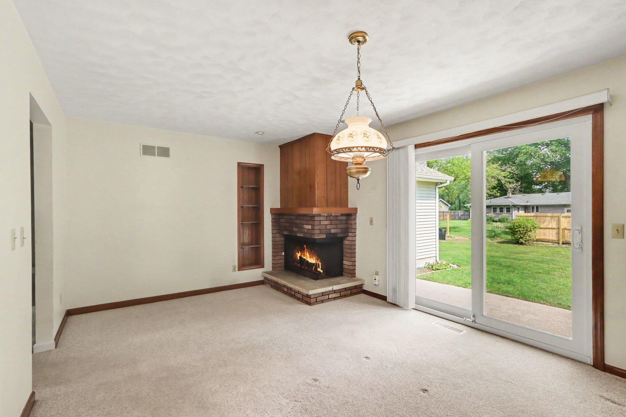 8198 N 37th Street