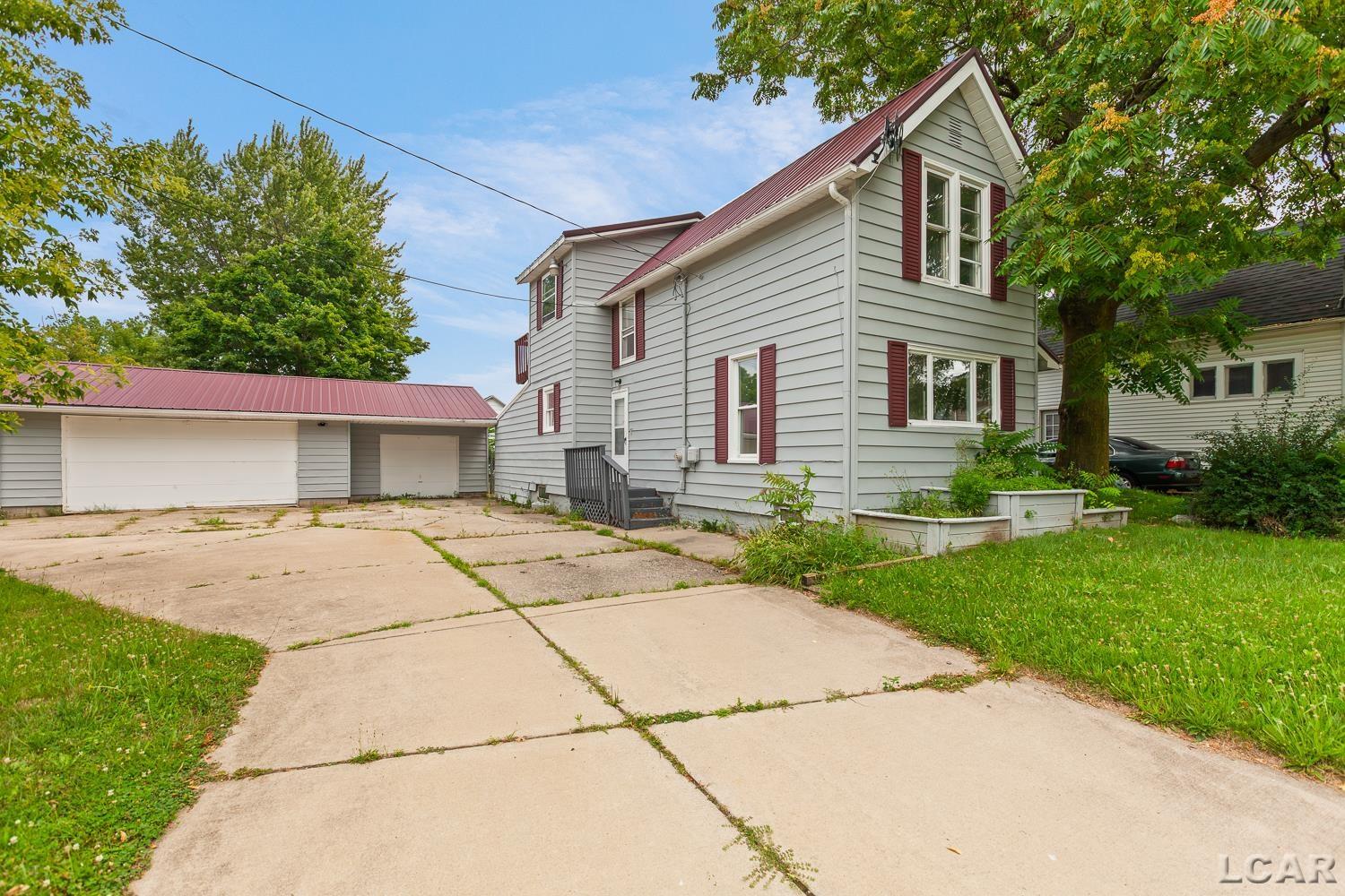 124 Bent Oak Avenue