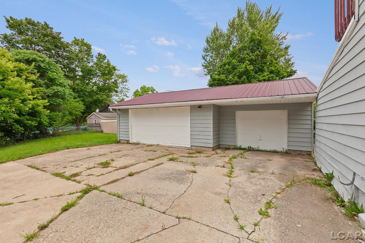 124 Bent Oak Avenue