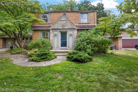 1075 S Highland Street Dearborn City MI 48124