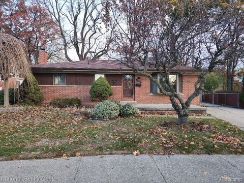 34014 Kennedy Street Westland City MI 48185