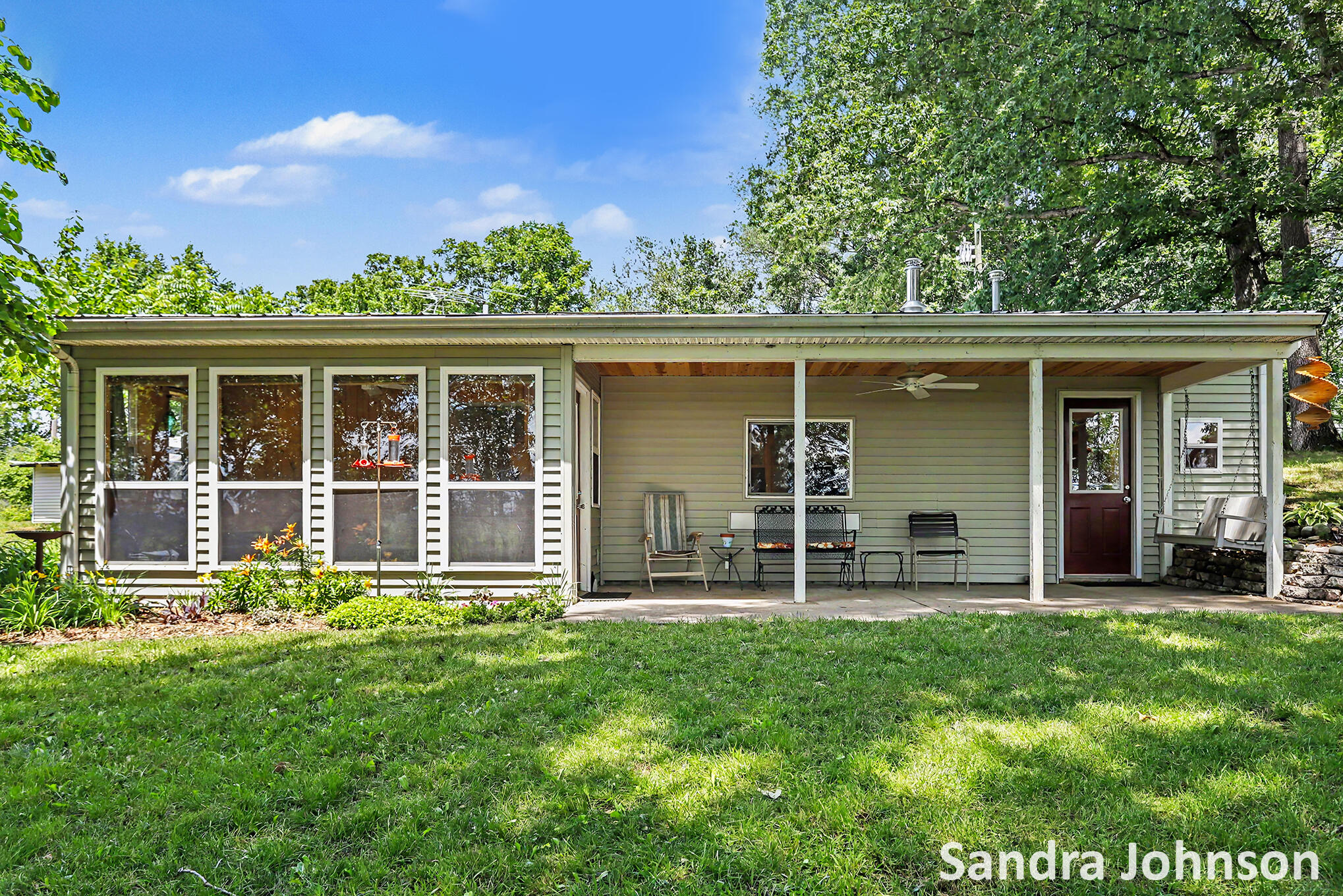 6180 Rook Road