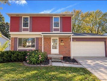 39237 Gloucester Street Westland City MI 48186