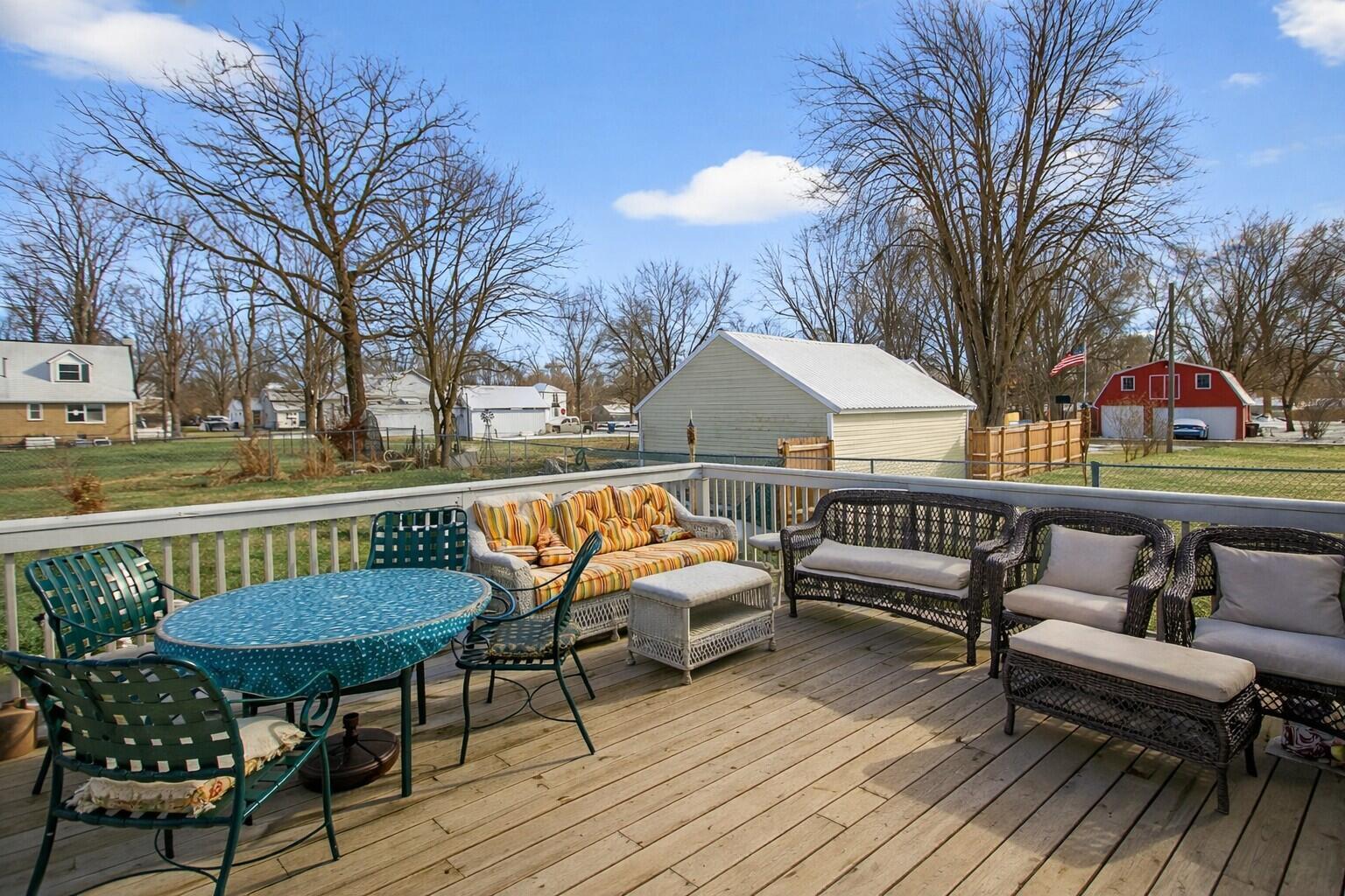 419 S Capital Avenue