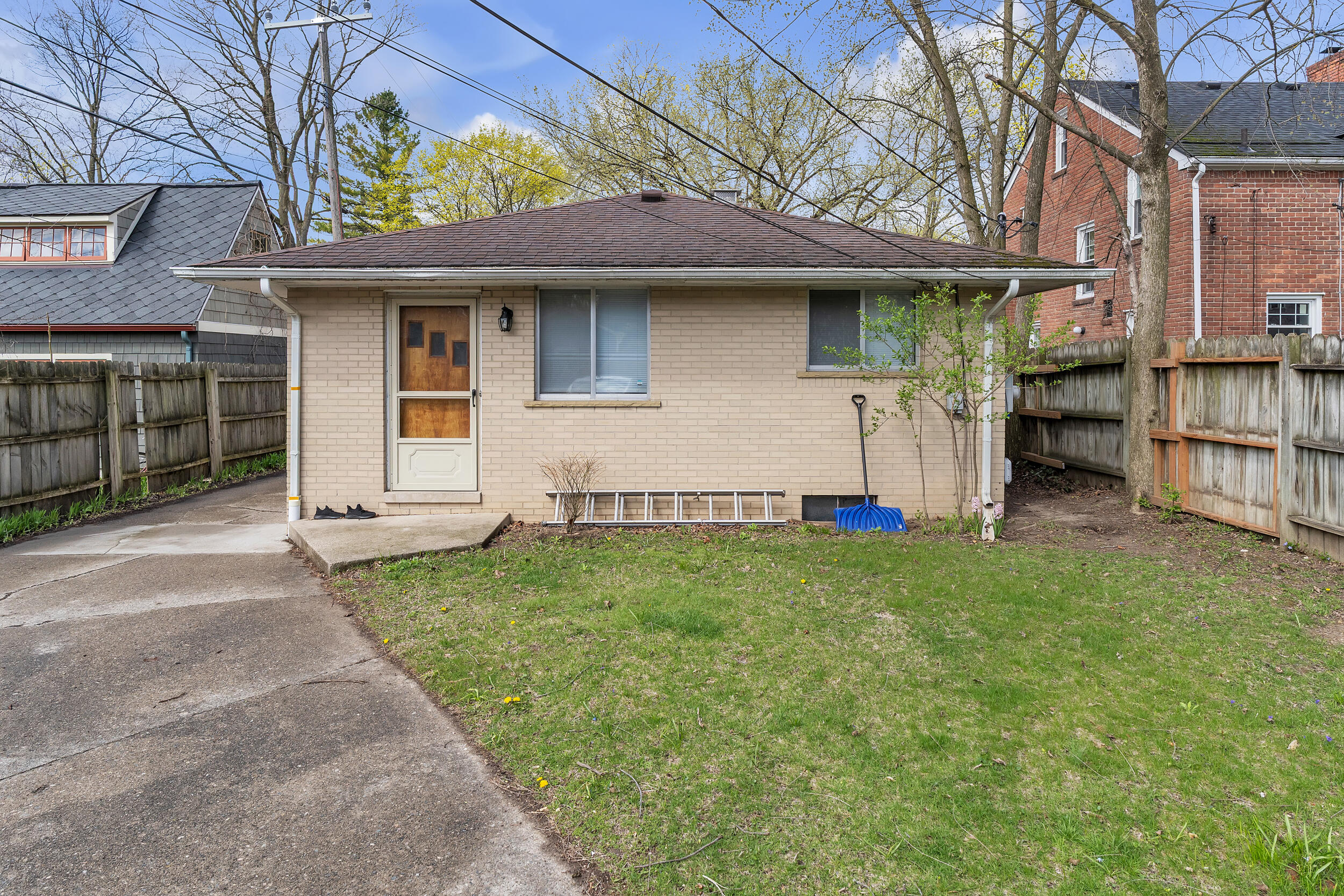 1615 Ferndale Place