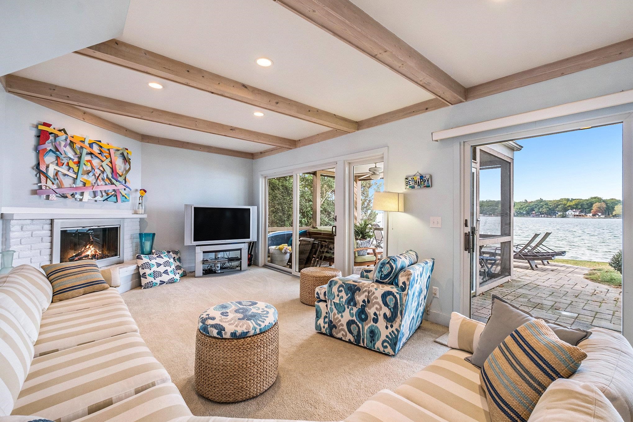 13200 Log Cabin Point
