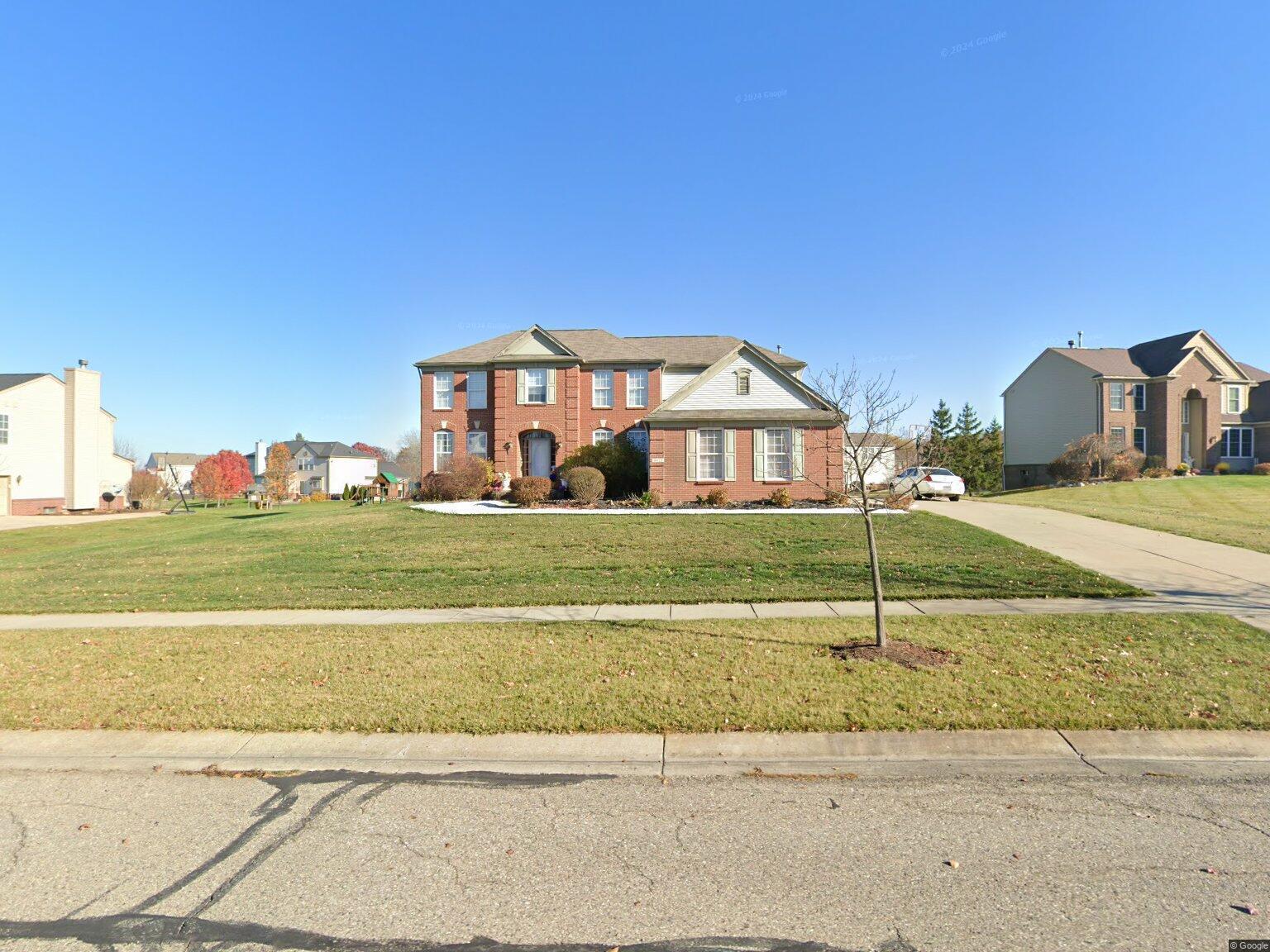 8423 Oxford Lane