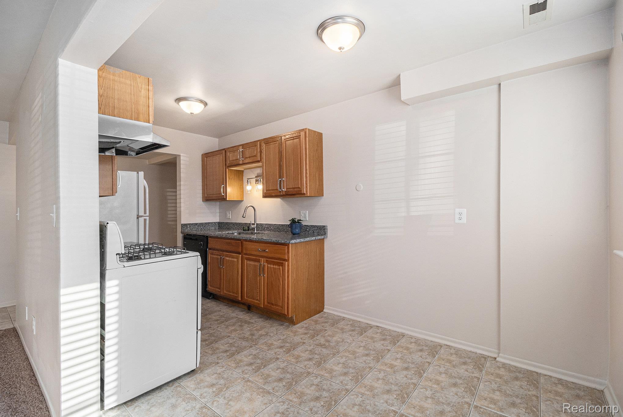 45200 Keding Street 101