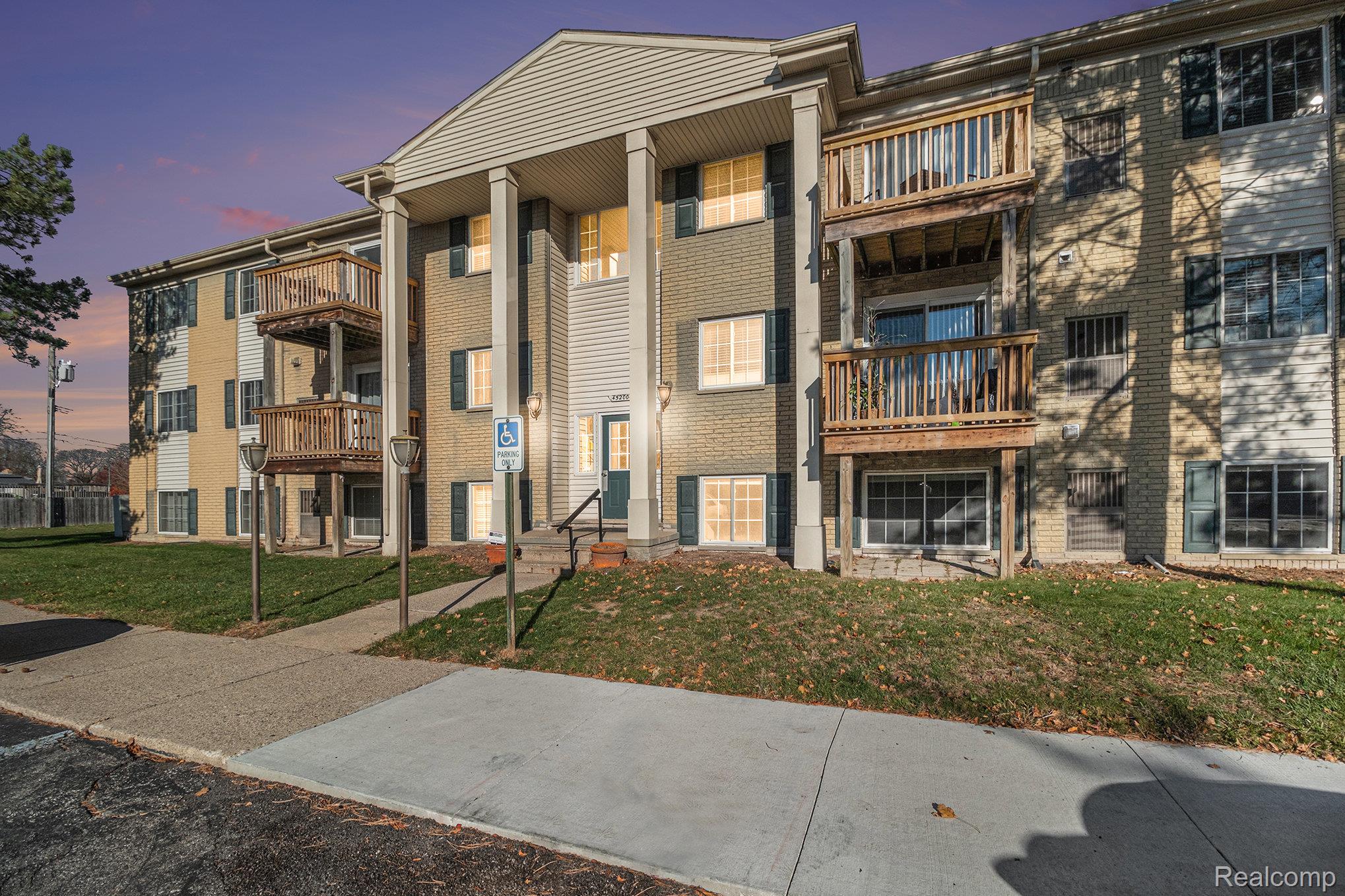 45200 Keding Street 101