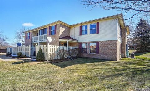 61101 Greenwood Drive South Lyon City MI 48178