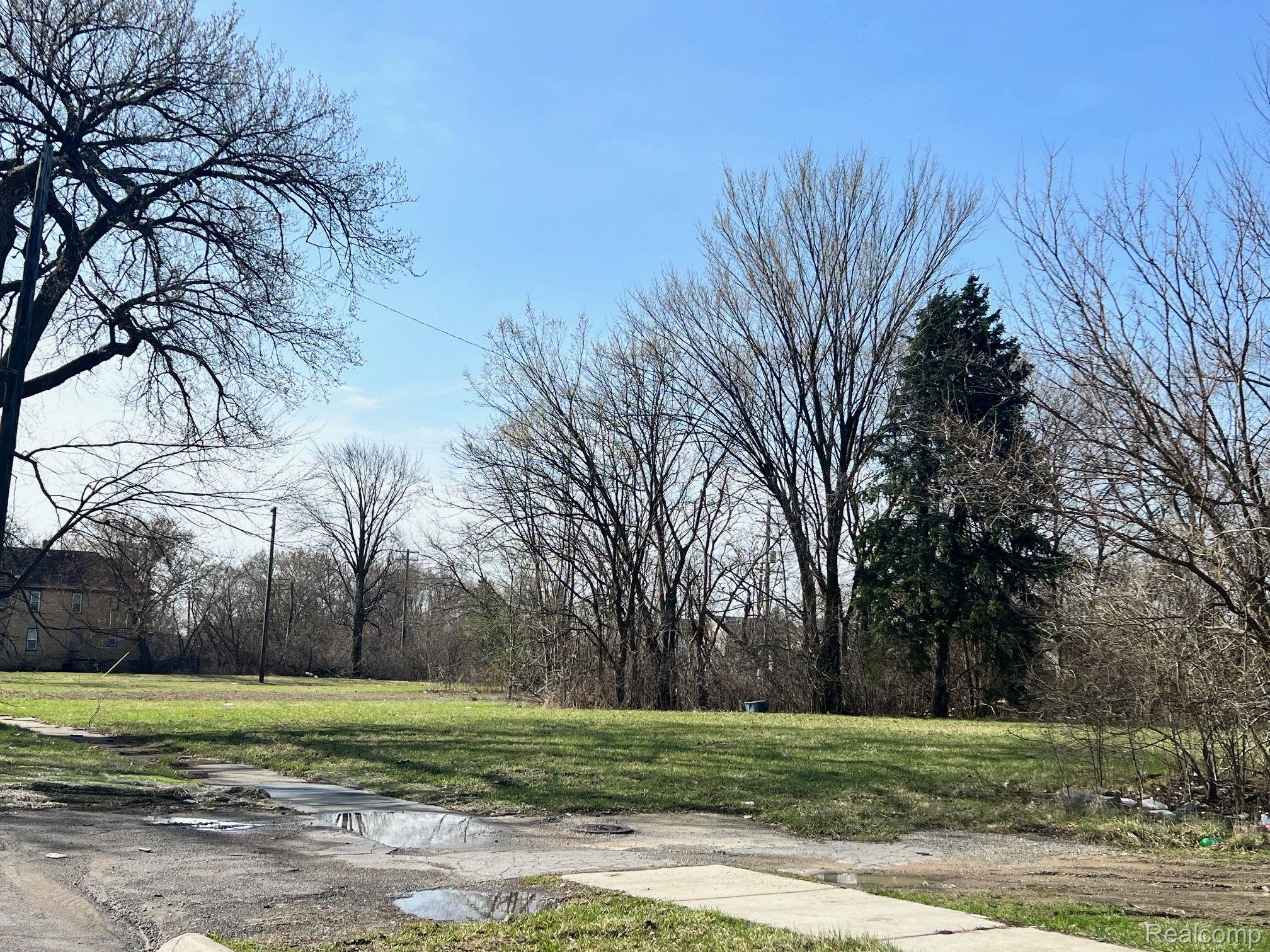 Photo 1 of 12 — 5143 BANGOR Street, Detroit City, MI 48210