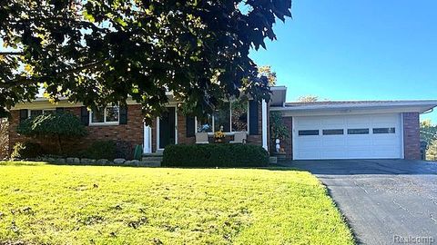 3648 Hi Crest Drive Orion Charter Township MI 48360