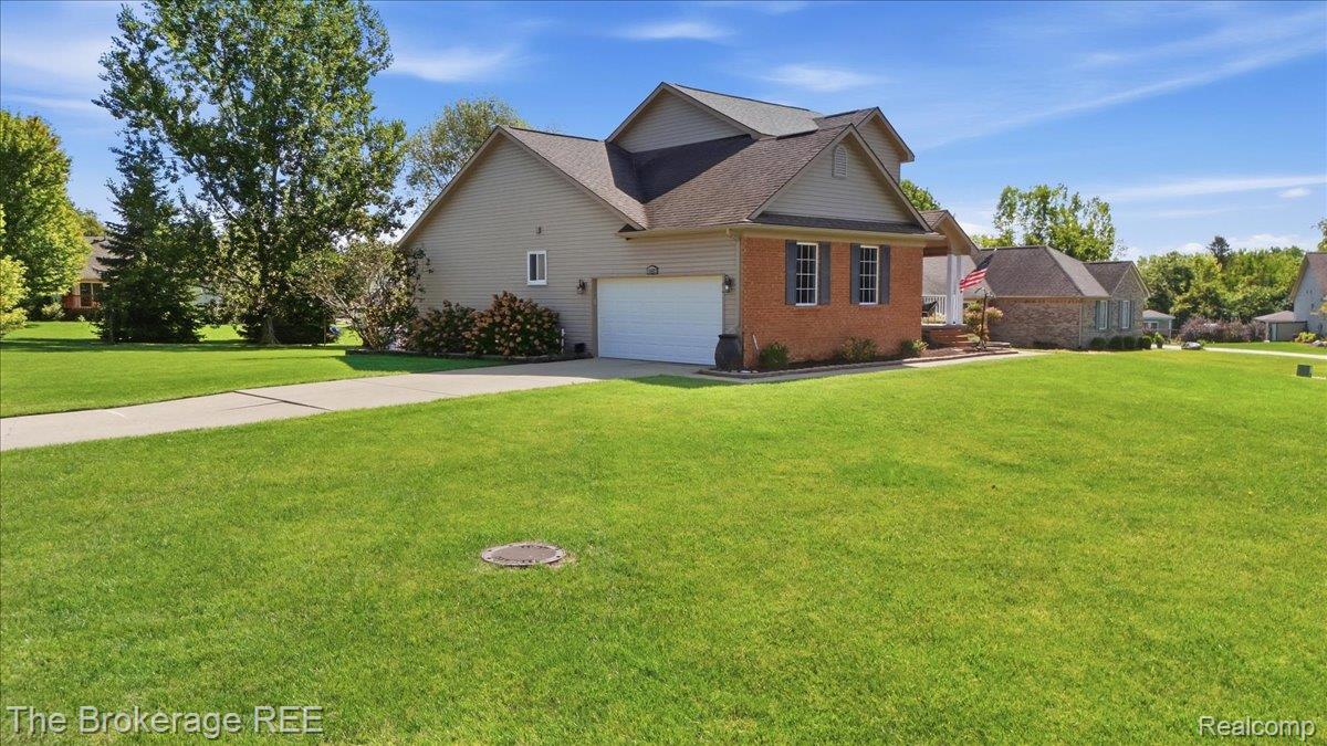 1087 Deer Creek Trail