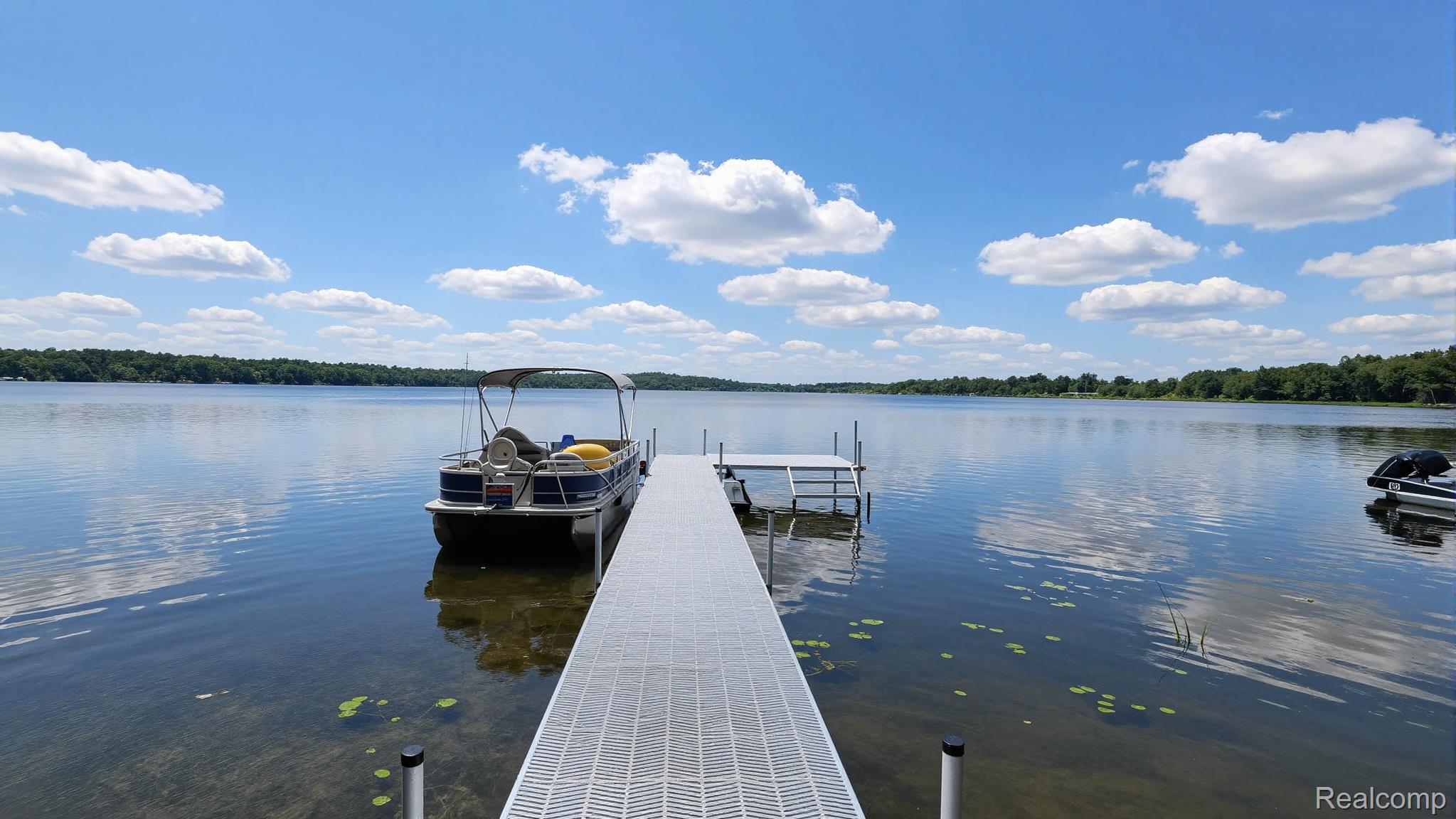 5616 Joslin Lake Drive