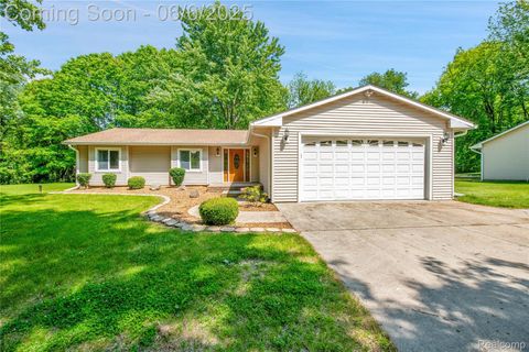30946 Fortune Trail Lyon Charter Township MI 48381