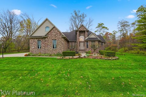 3365 Shorewood Avenue Fort Gratiot Charter Township MI 48059