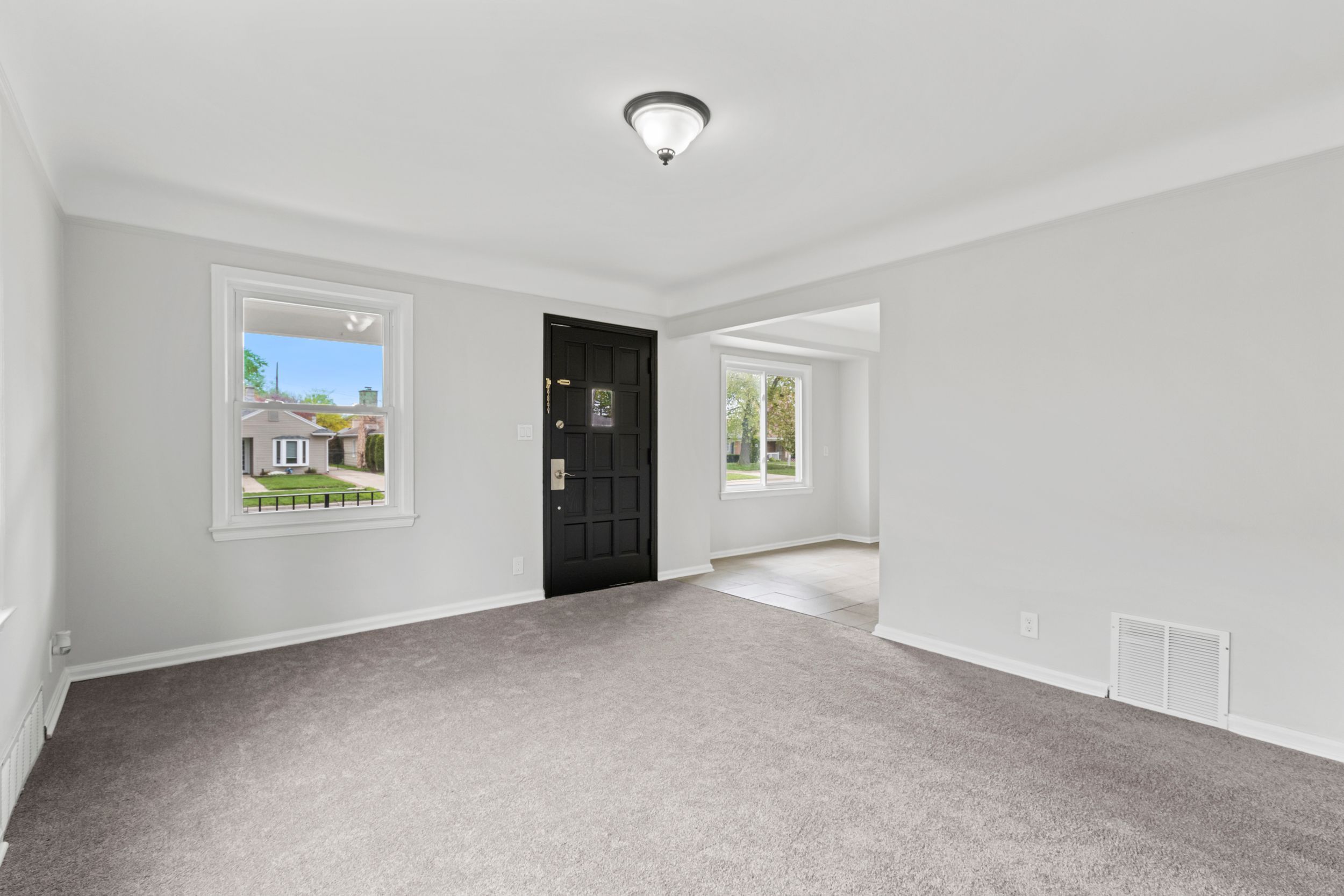 7267 FENTON Street