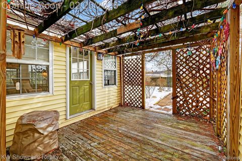 Tiny photo for 323 Franklin Street, Milford Village, MI 48381 (MLS # 20261010315)