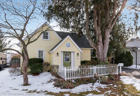 Photo of 323 Franklin Street, Milford Village, MI 48381 (MLS # 20261010315)