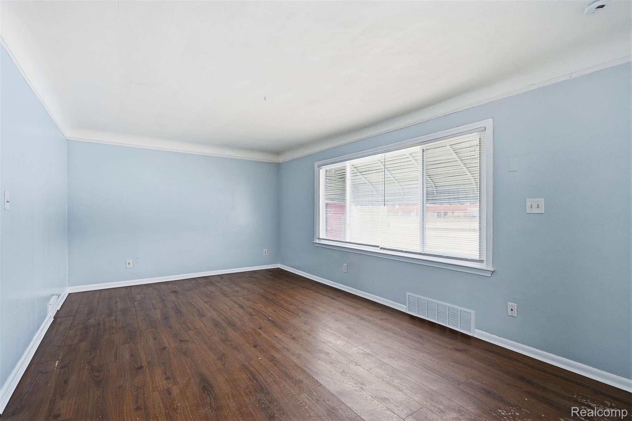 18110 SNOWDEN Street