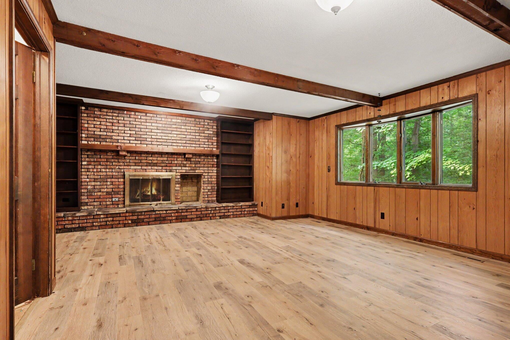 4410 Laurel Drive