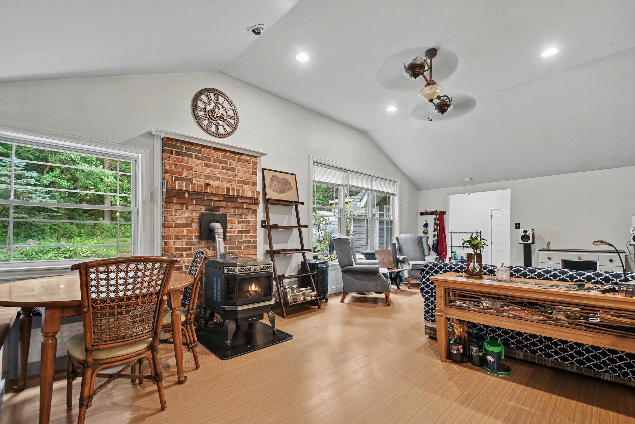 1519 N Philip Road