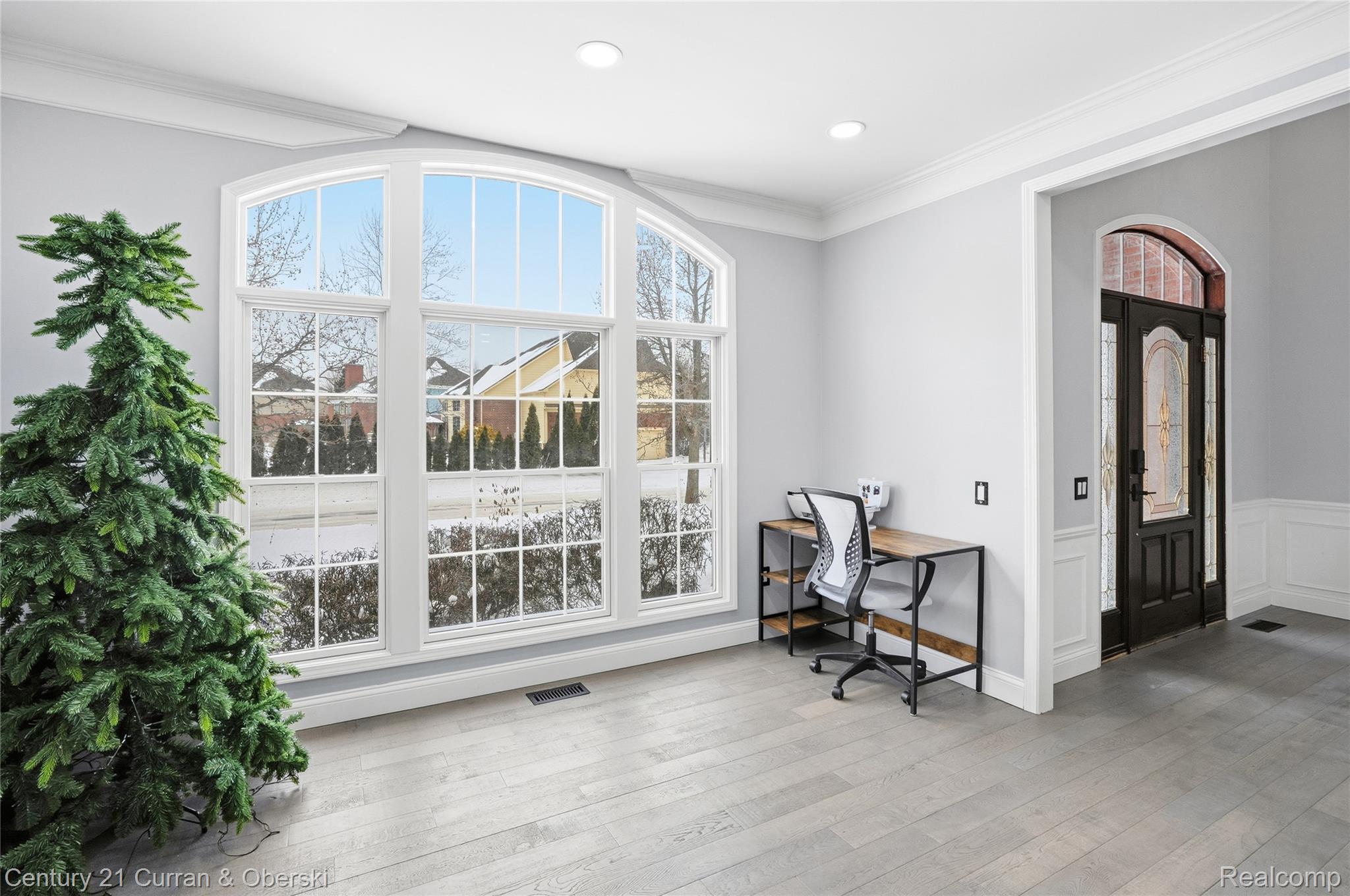 2043 Centennial Drive